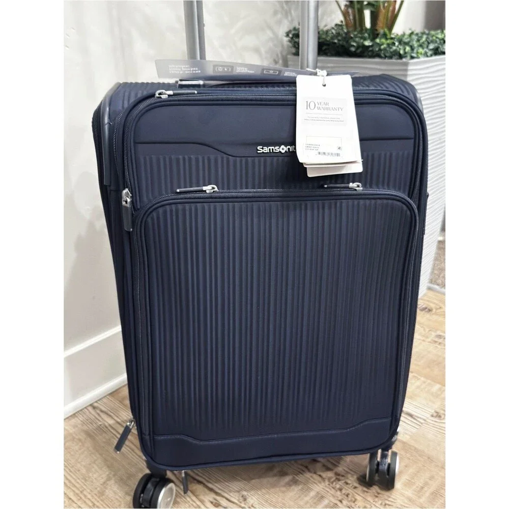 Samsonite Deep Navy Spinner Carry-On Silhouette 18 Softside Suitcase travel bag
